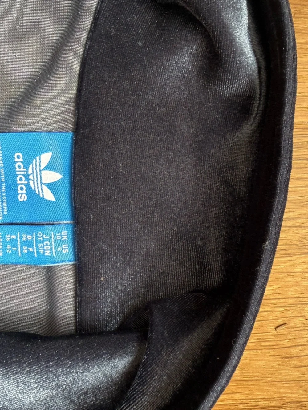 Rare Adidas blue Velvet Track Jacket with Trefoil Logo - Picture 2 of 6